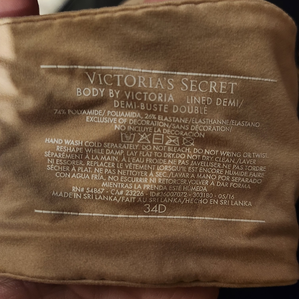 Victoria's Secret Contour Bras $20 Each - Picture 7 of 7